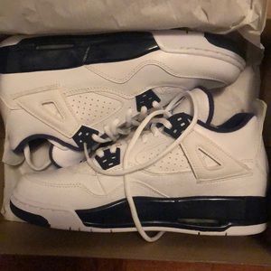 Air Jordan 4 Retro
